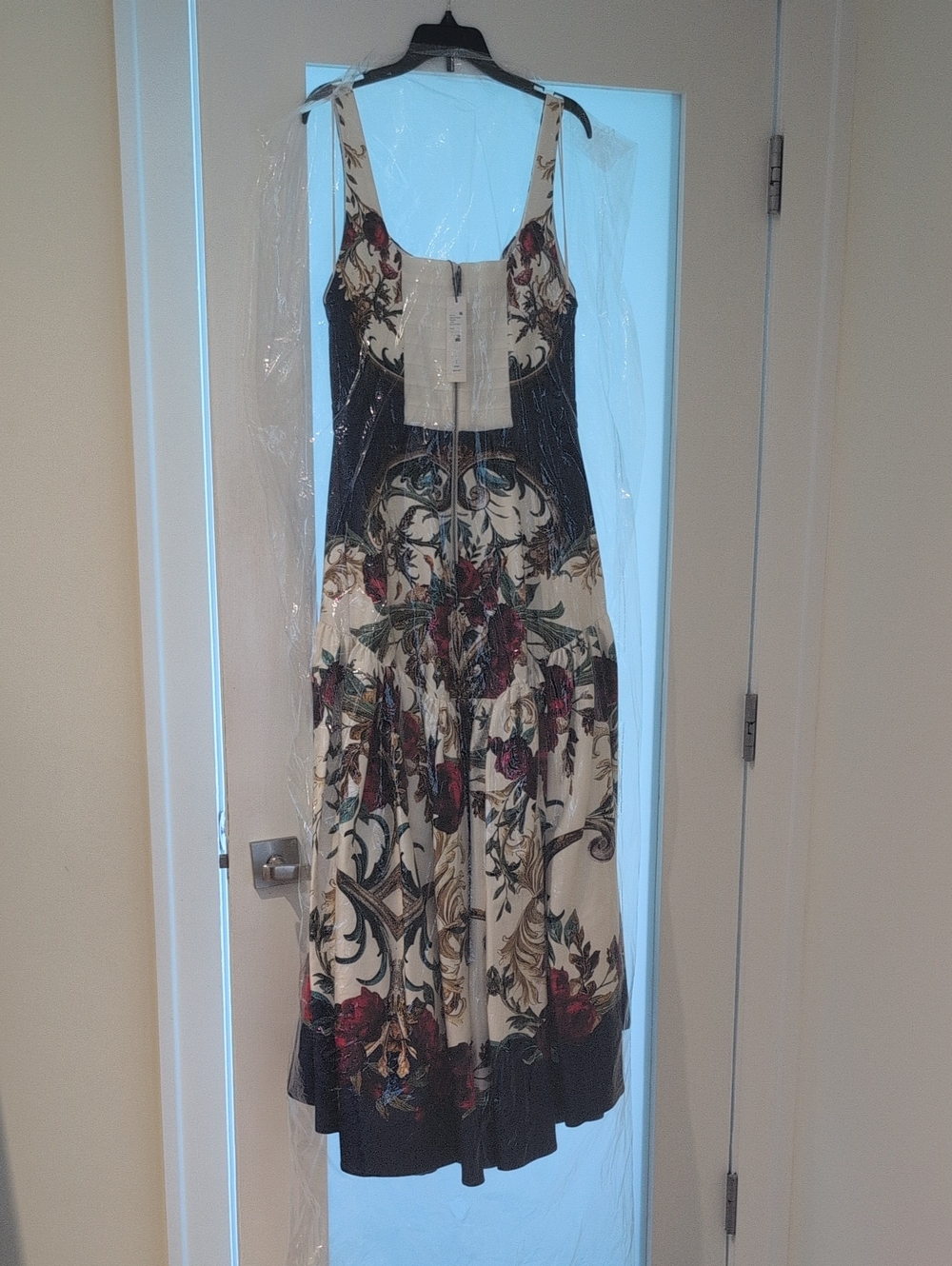 Alice + Olivia Gilded Rose Dress - Picture 8 of 8